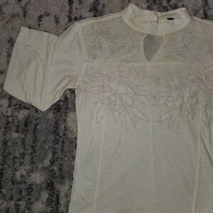 Free People Embroidered White on White Small 🎇🎇
